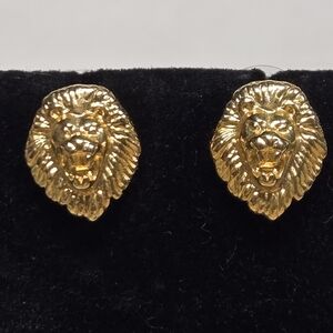 Vintage KJL (Kenneth Jay Lane) Goldtone Lion Head Earrings  5/8" X 1/2"